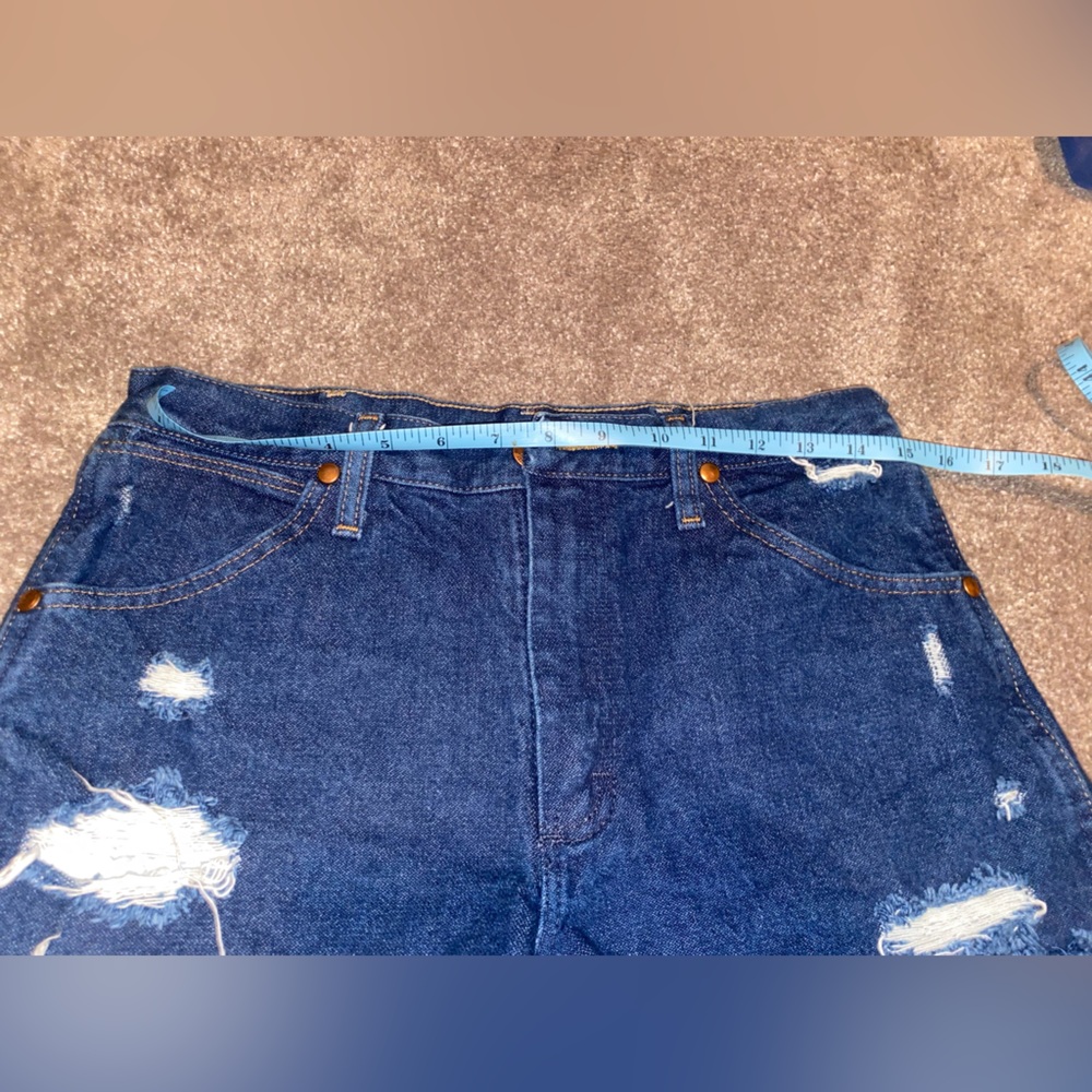 Wrangler Cut-Offs - Picture 3 of 5
